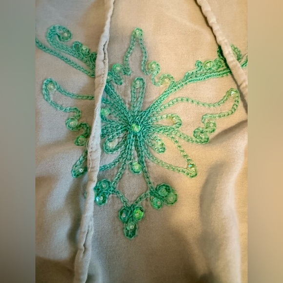 Island Planet Embroidered Women’s Peasant Light lime green 3/4 sleeves ; Size OS - Picture 3 of 8